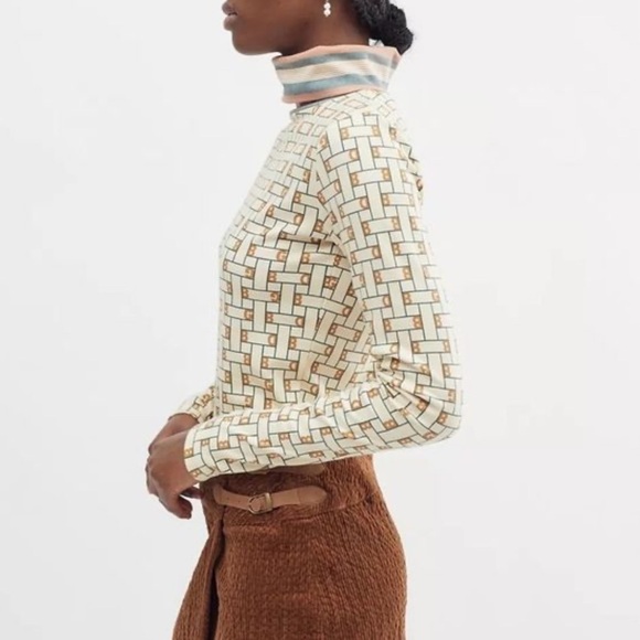 Urban Outfitters BDG Winter Turtleneck Top Size Medium - Picture 1 of 7